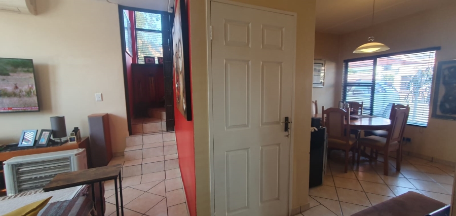 3 Bedroom Property for Sale in Waterval East North West